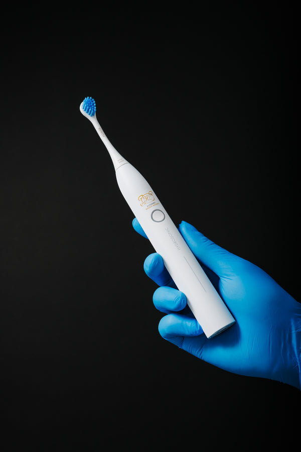 Hydrosonic Pro – Sonic Toothbrush by CURADEN / CURAPROX